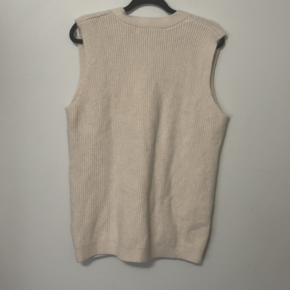 Zara pocket knit vest - Picture 3 of 3